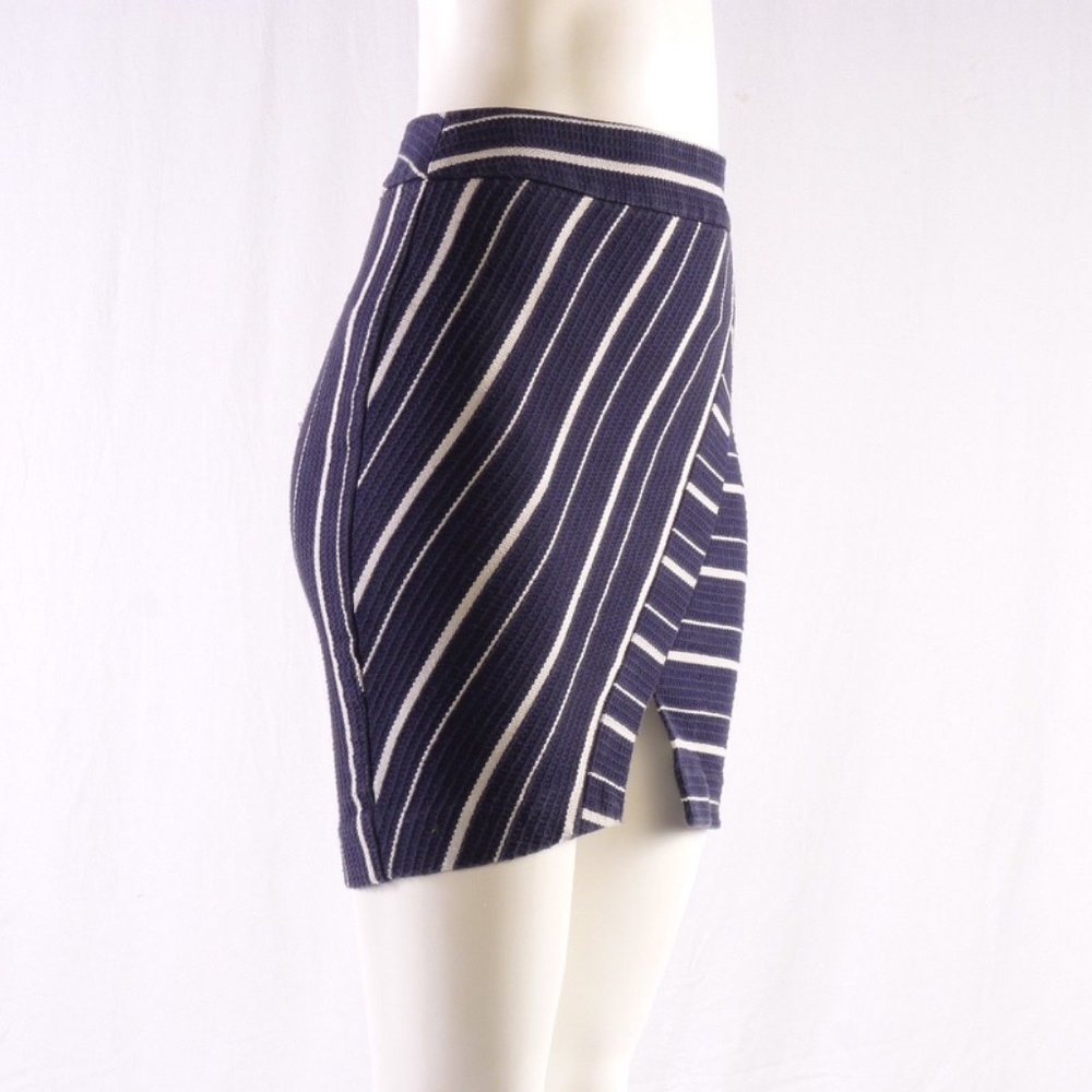 ANN TAYLOR Short Skirt Straight Petite Mod Look Skinny Body Con Petite